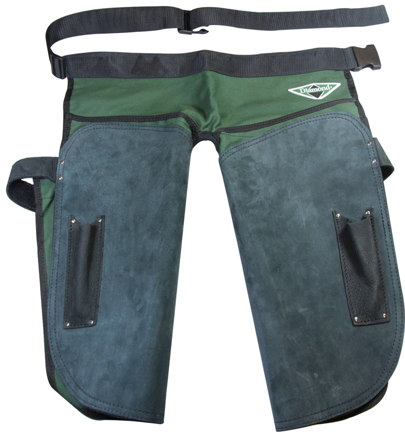 Diamond Apron Short 22"
