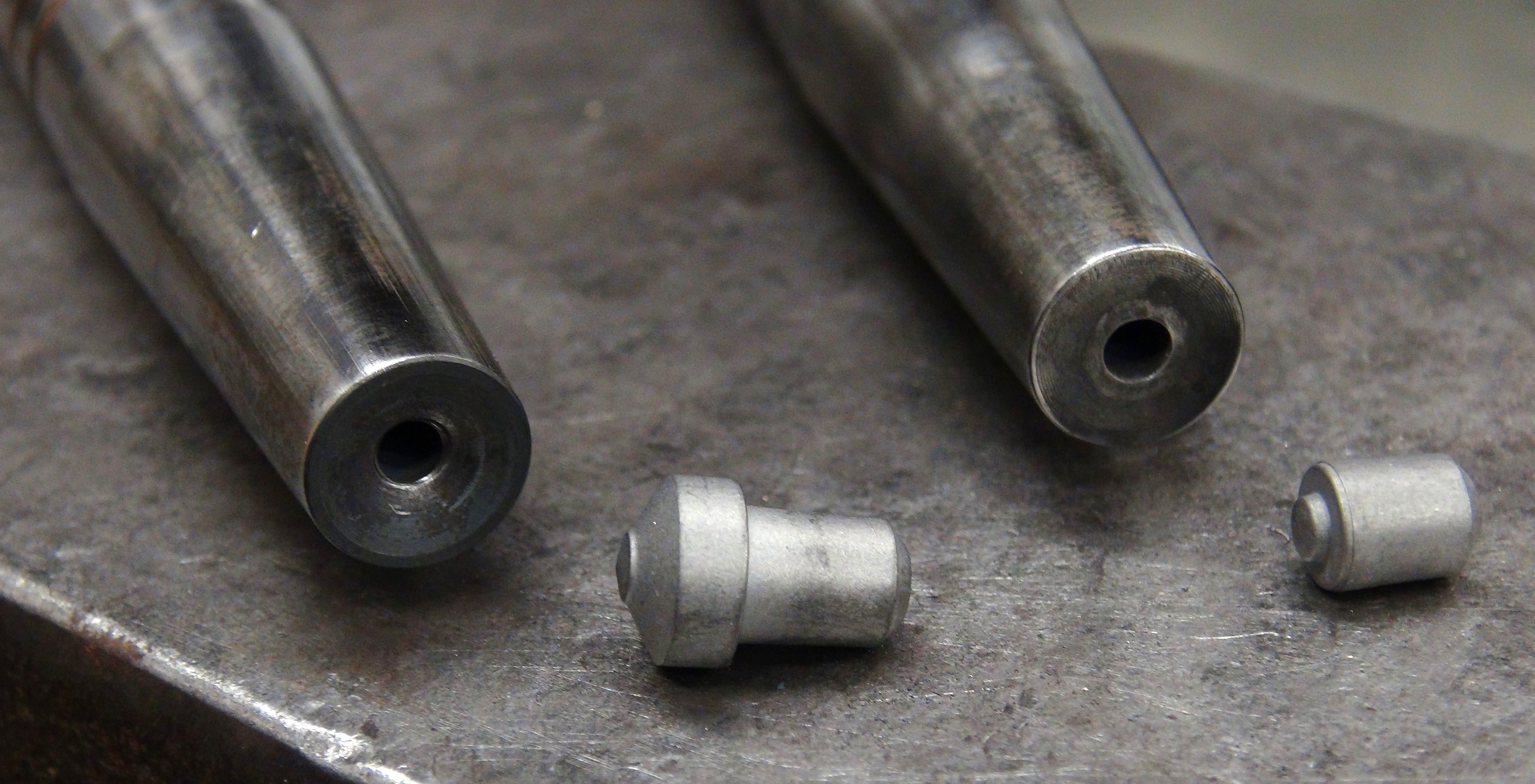 Bloom C13 Stud Set